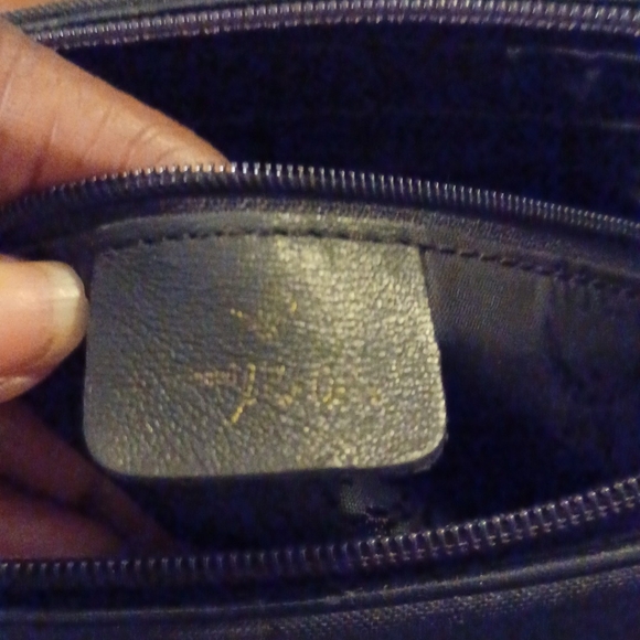 MCM Black and Gold Shoulder Bag - Picture 8 of 11